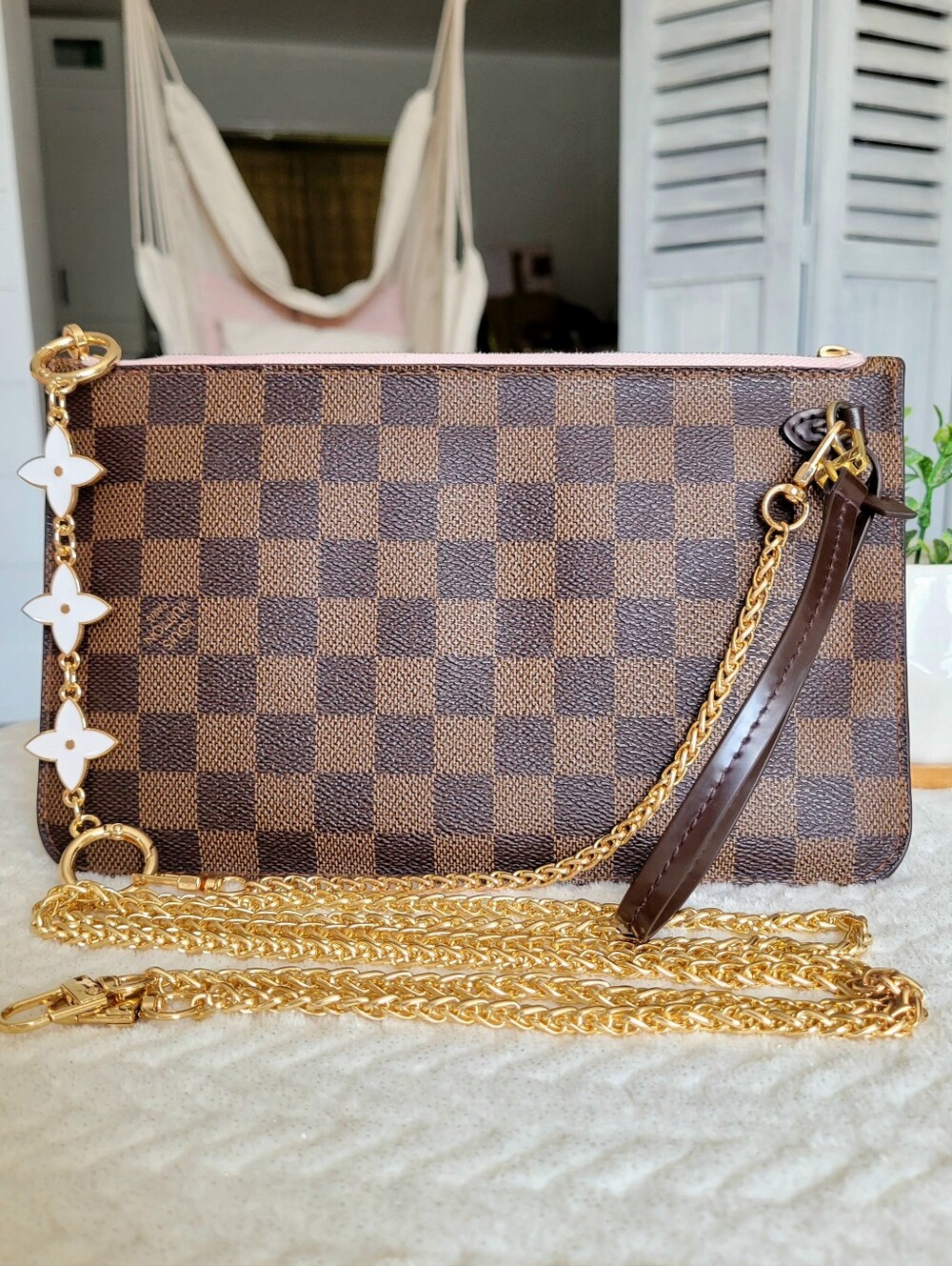 💕LOUIS VUITTON Neverfull Damier Ebene "Rose Ballerine" Clutch/Crossbody